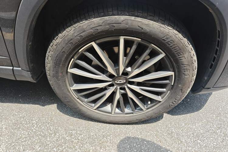 Used Chery Tiggo 8 PLUS 2022 290TGDI DCT Haoting Edition Right Front Wheel Hub
