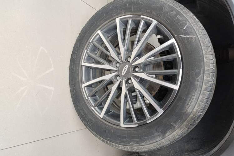 Used Chery Tiggo 8 PLUS 2022 290TGDI DCT Haoting Edition Right Rear Wheel Hub