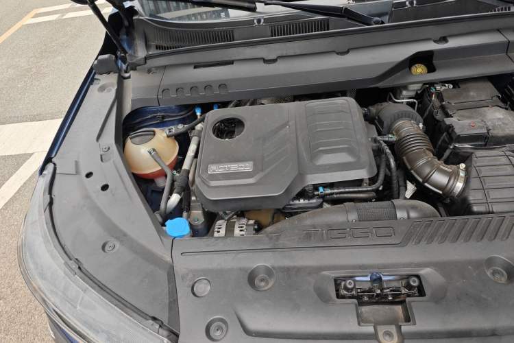 Used Chery Tiggo 8 PLUS 2022 Kunpeng Edition 390TGDI DCT Four-Wheel Drive Luxury Version Engine Bay Right