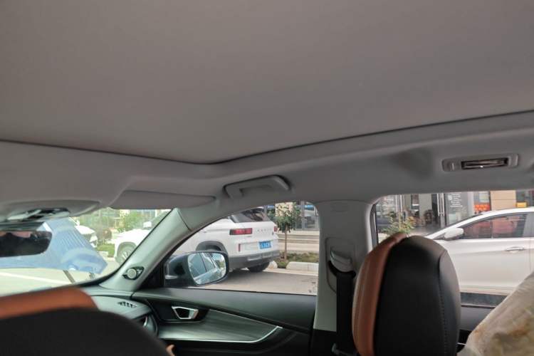 Used Chery Tiggo 8 PLUS 2022 Kunpeng Edition 390TGDI DCT Four-Wheel Drive Luxury Version Headliner