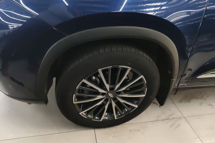 Used Chery Tiggo 8 PLUS 2022 Kunpeng Edition 390TGDI DCT Passion Version Left Front Wheel Hub