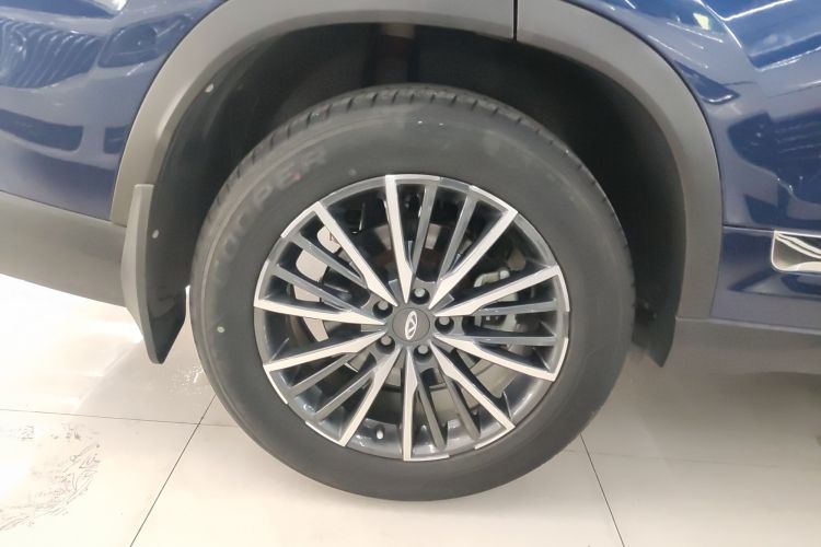 Used Chery Tiggo 8 PLUS 2022 Kunpeng Edition 390TGDI DCT Passion Version Right Rear Wheel Hub