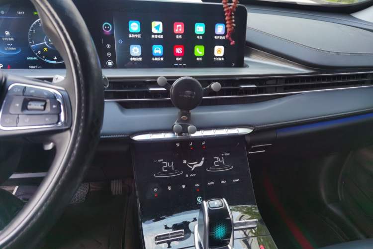 Used Chery Tiggo 8 PLUS 2022 290TGDI DCT Haoting Edition Audio And AC Panel