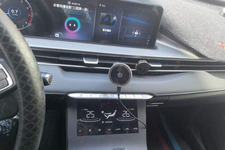 Used Chery Tiggo 8 PLUS 2022 290TGDI DCT Haoting Edition+ Audio And AC Panel