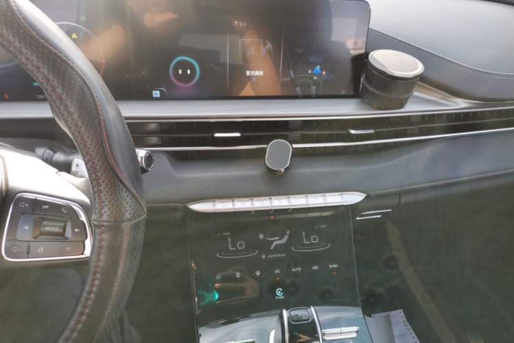 Used Chery Tiggo 8 PLUS 2022 Kunpeng Edition 390TGDI DCT Passion Version Audio And AC Panel
