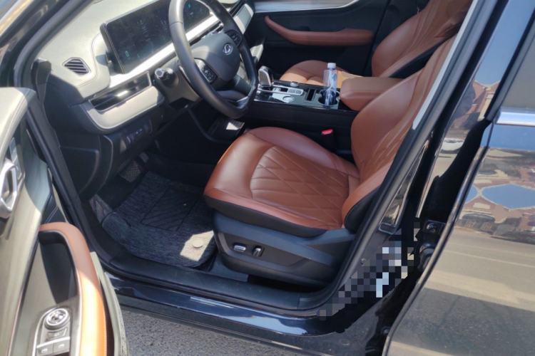 Used Chery Tiggo 8 PLUS 2022 290TGDI DCT Luxury Edition Driver Seat