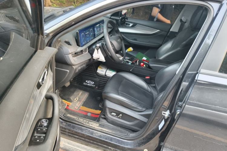 Used Chery Tiggo 8 PLUS 2022 Kunpeng Edition 390TGDI DCT Passion Version Driver Seat