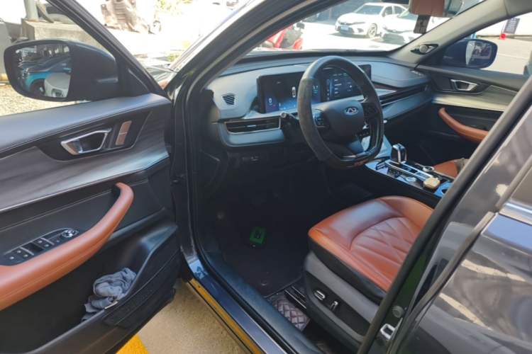 Used Chery Tiggo 8 PLUS 2022 Kunpeng Edition 390TGDI DCT Four-Wheel Drive Luxury Version Driver Seat
