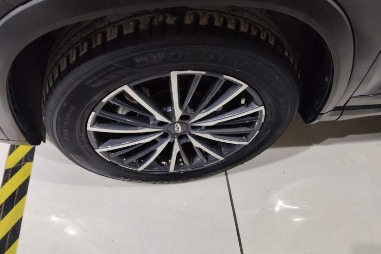 Used Chery Tiggo 8 PLUS 2022 290TGDI DCT Luxury Edition+ Exterior 4