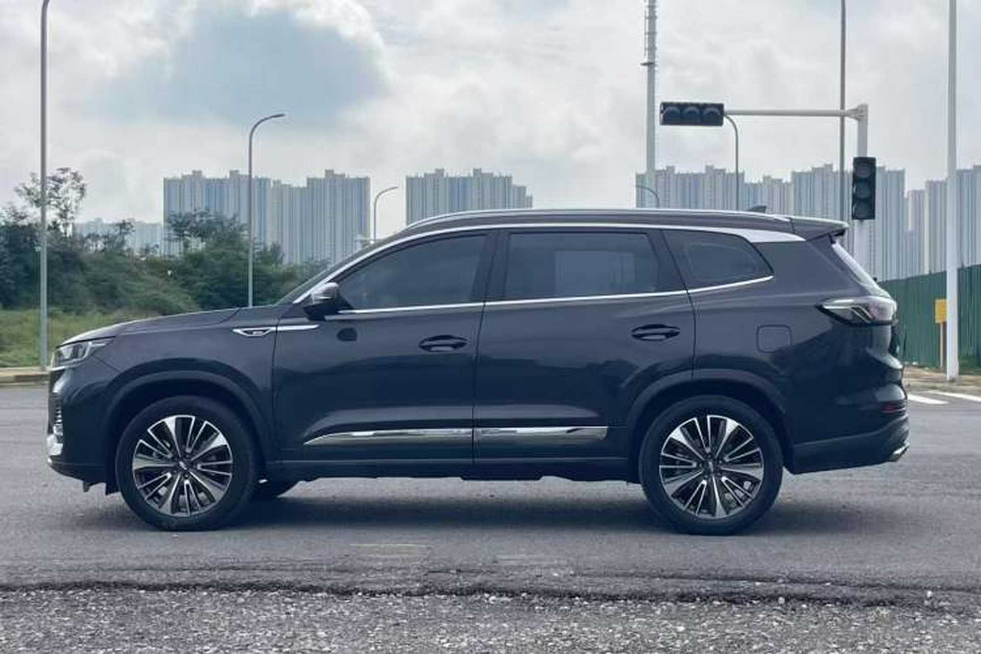Used Chery Tiggo 8 PLUS 2022 Kunpeng Edition 390TGDI DCT Four-Wheel Drive Luxury Version Exterior 5