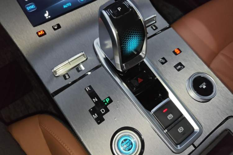 Used Chery Tiggo 8 PLUS 2022 Kunpeng Edition 390TGDI DCT Luxury Version Gear Lever