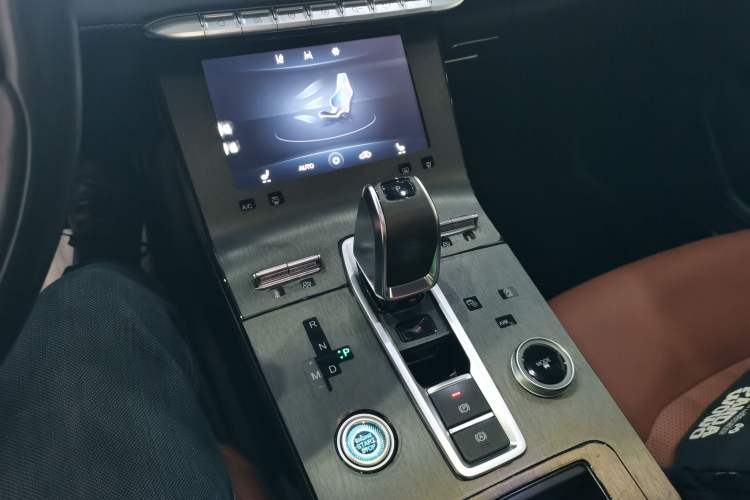 Used Chery Tiggo 8 PLUS 2022 Kunpeng Edition 390TGDI DCT Four-Wheel Drive Luxury Version Gear Lever