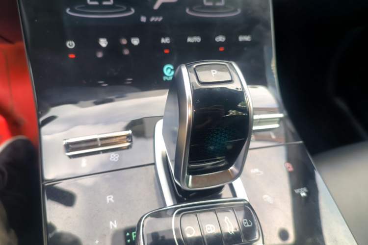 Used Chery Tiggo 8 PLUS 2022 290TGDI DCT Haoting Edition Gear Lever