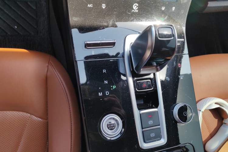 Used Chery Tiggo 8 PLUS 2022 290TGDI DCT Luxury Edition Gear Lever