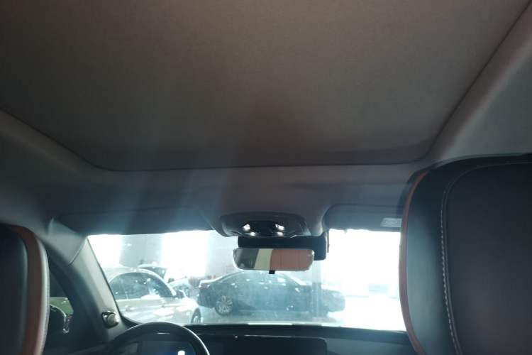 Used Chery Tiggo 8 PLUS 2022 Kunpeng Edition 390TGDI DCT Four-Wheel Drive Luxury Version Headliner