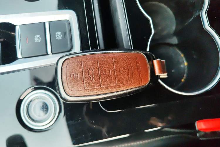 Used Chery Tiggo 8 PLUS 2022 290TGDI DCT Haoting Edition Interior 1