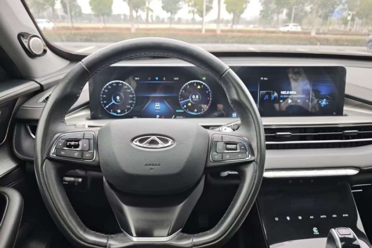 Used Chery Tiggo 8 PLUS 2022 290TGDI DCT Haoting Edition Interior 1