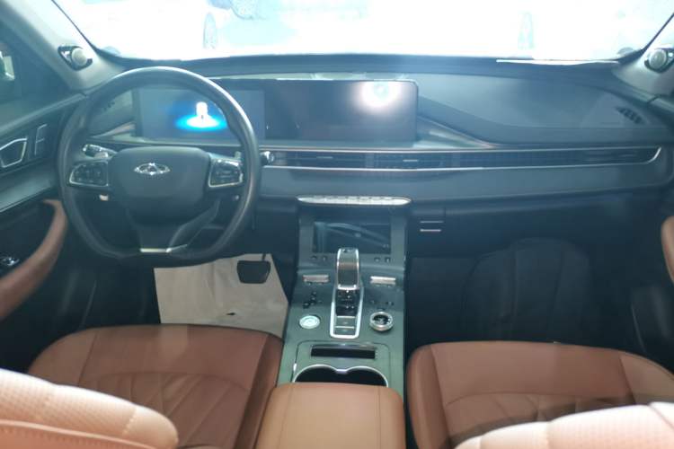 Used Chery Tiggo 8 PLUS 2022 Kunpeng Edition 390TGDI DCT Four-Wheel Drive Luxury Version Interior 2