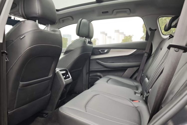 Used Chery Tiggo 8 PLUS 2022 290TGDI DCT Haoting Edition Interior 2