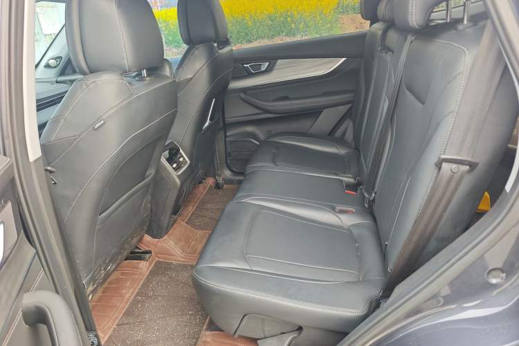 Used Chery Tiggo 8 PLUS 2022 290TGDI DCT Haoting Edition Interior 7