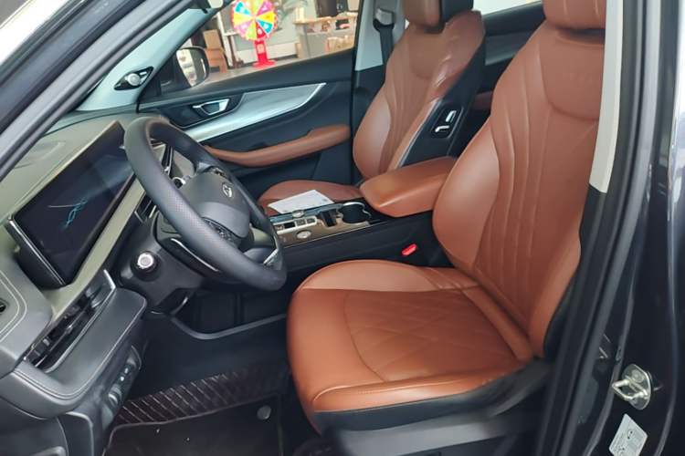 Used Chery Tiggo 8 PLUS 2022 290TGDI DCT Luxury Edition+ Left Front Seat