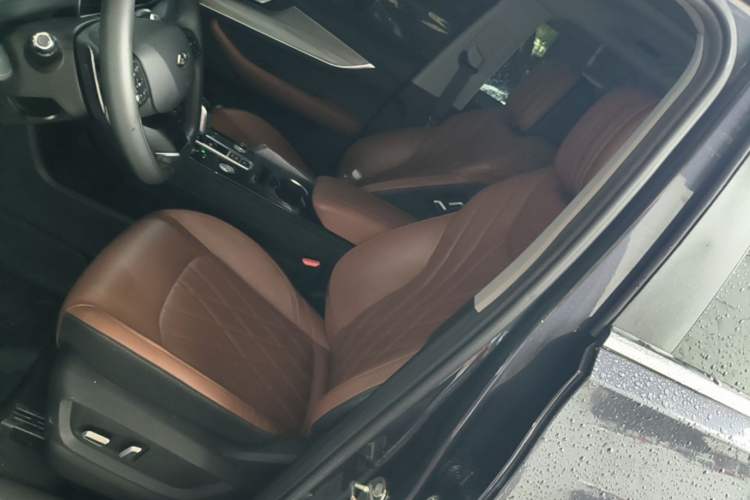 Used Chery Tiggo 8 PLUS 2022 290TGDI DCT Luxury Edition Left Front Seat