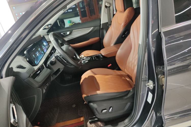 Used Chery Tiggo 8 PLUS 2022 290TGDI DCT Luxury Edition Left Front Seat