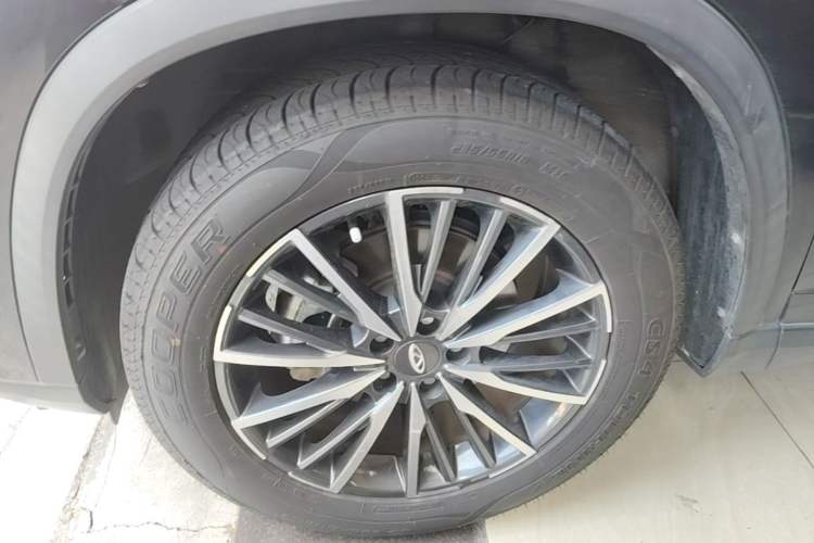 Used Chery Tiggo 8 PLUS 2022 290TGDI DCT Haoting Edition Left Front Wheel Hub