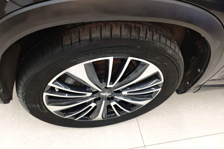 Used Chery Tiggo 8 PLUS 2022 Kunpeng Edition 390TGDI DCT Luxury+ Edition Left Front Wheel Hub