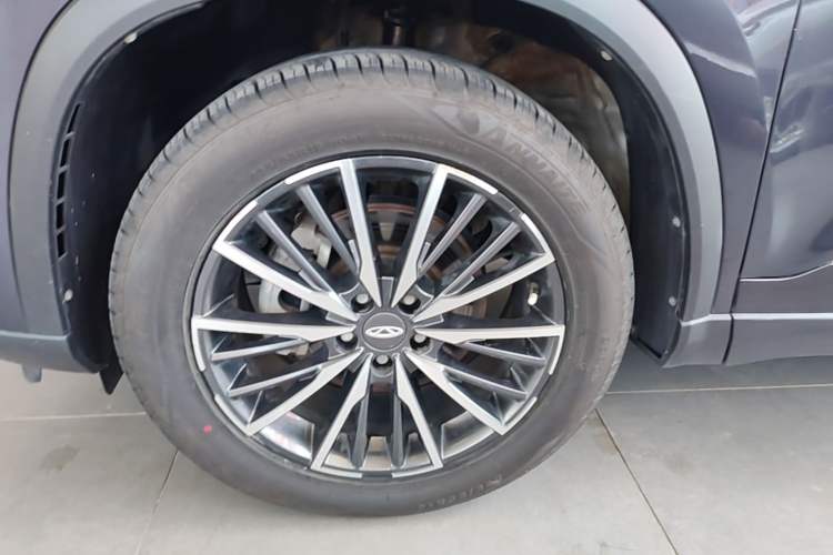 Used Chery Tiggo 8 PLUS 2022 290TGDI DCT Luxury Edition+ Left Front Wheel Hub