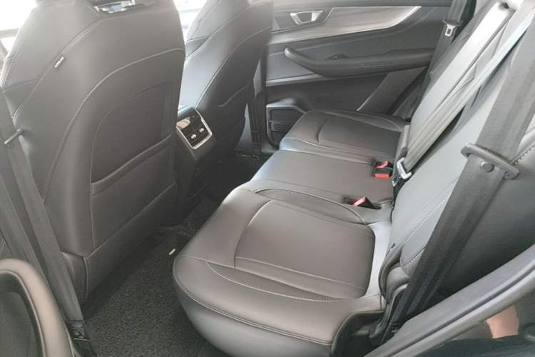 Used Chery Tiggo 8 PLUS 2022 290TGDI DCT Haoting Edition Left Rear Seat