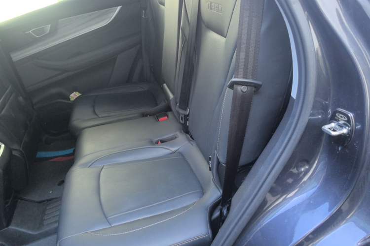 Used Chery Tiggo 8 PLUS 2022 290TGDI DCT Haoting Edition+ Left Rear Seat