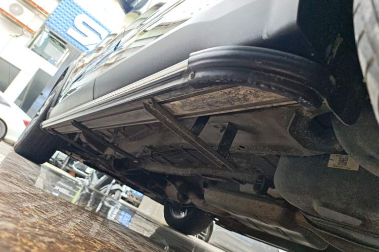 Used Chery Tiggo 8 PLUS 2022 Kunpeng Edition 390TGDI DCT Passion Version Left Side Sill