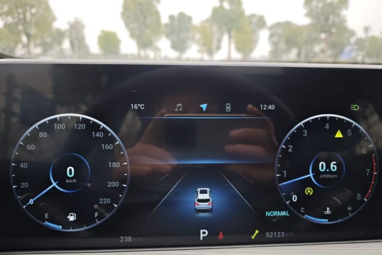 Used Chery Tiggo 8 PLUS 2022 290TGDI DCT Haoting Edition Odometer Close Up