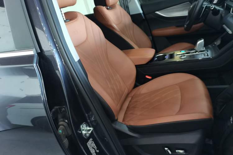 Used Chery Tiggo 8 PLUS 2022 Kunpeng Edition 390TGDI DCT Four-Wheel Drive Luxury Version Right Front Seat