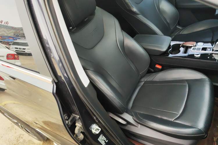 Used Chery Tiggo 8 PLUS 2022 290TGDI DCT Haoting Edition Right Front Seat