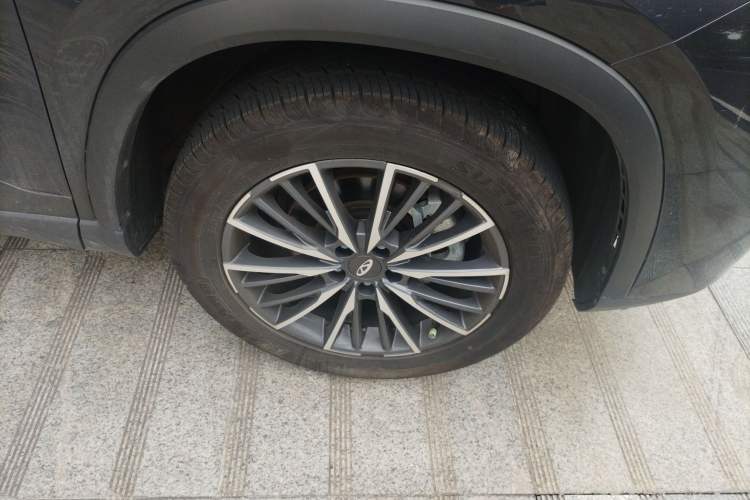 Used Chery Tiggo 8 PLUS 2022 290TGDI DCT Haoting Edition Right Front Wheel Hub