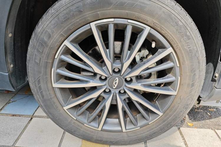 Used Chery Tiggo 8 PLUS 2022 290TGDI DCT Luxury Edition Right Front Wheel Hub