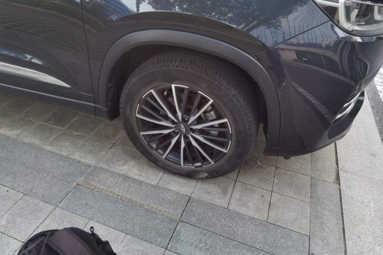 Used Chery Tiggo 8 PLUS 2022 290TGDI DCT Haoting Edition Right Front Wheel Hub