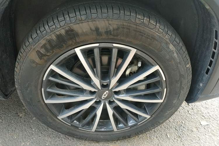 Used Chery Tiggo 8 PLUS 2022 Kunpeng Edition 390TGDI DCT Passion Plus Right Front Wheel Hub