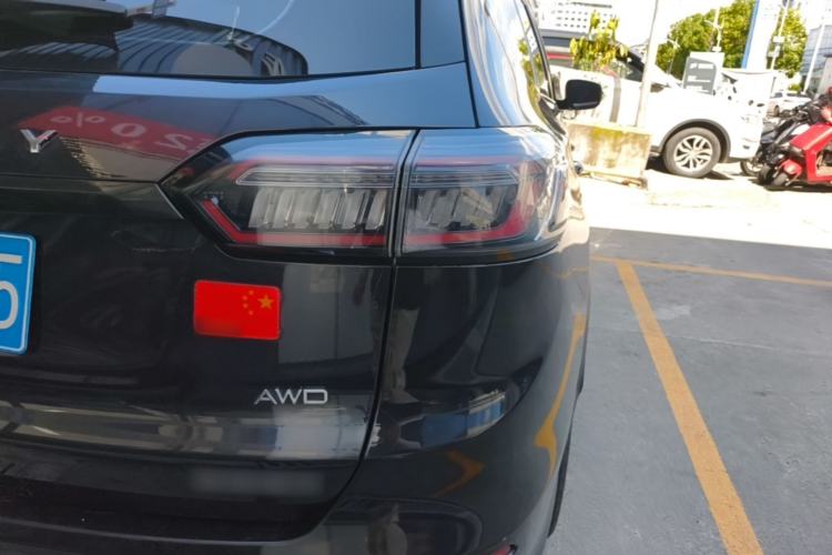 Used Chery Tiggo 8 PLUS 2022 Kunpeng Edition 390TGDI DCT Four-Wheel Drive Luxury Version Right Rear Taillight
