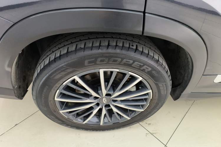 Used Chery Tiggo 8 PLUS 2022 290TGDI DCT Haoting Edition Right Rear Wheel Hub