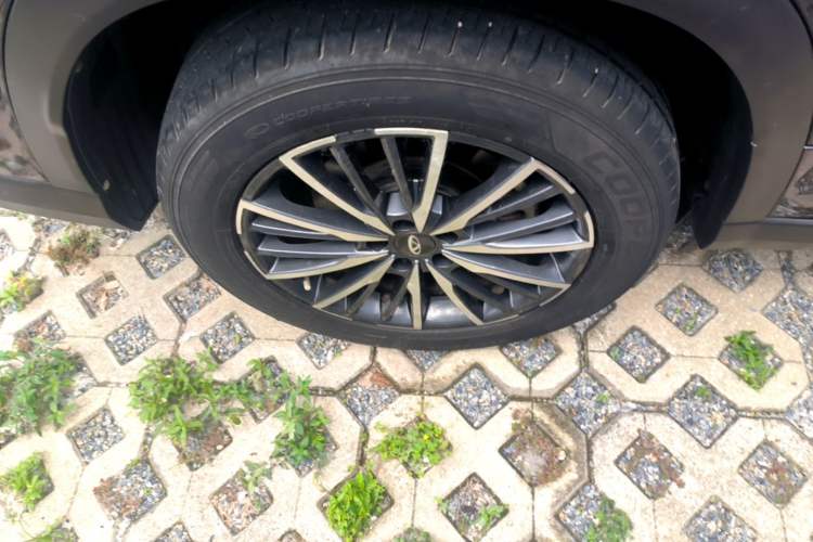 Used Chery Tiggo 8 PLUS 2022 290TGDI DCT Haoting Edition Right Rear Wheel Hub