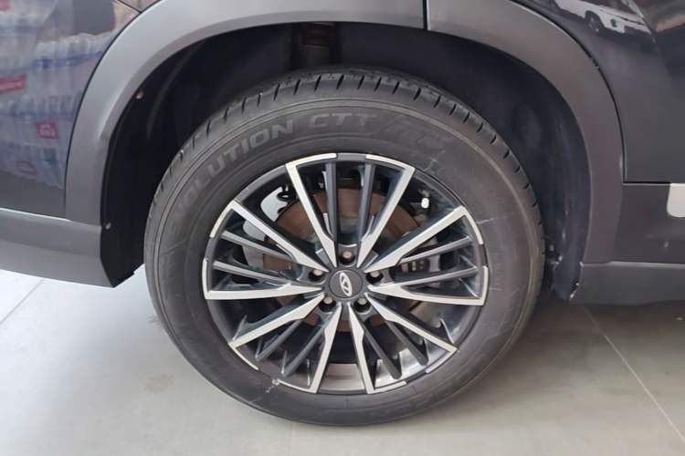 Used Chery Tiggo 8 PLUS 2022 290TGDI DCT Luxury Edition+ Right Rear Wheel Hub