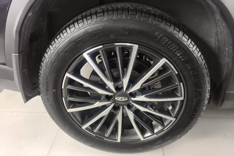 Used Chery Tiggo 8 PLUS 2022 290TGDI DCT Haoting Edition Right Rear Wheel Hub