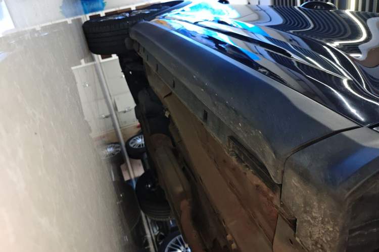 Used Chery Tiggo 8 PLUS 2022 Kunpeng Edition 390TGDI DCT Luxury+ Edition Right Side Sill
