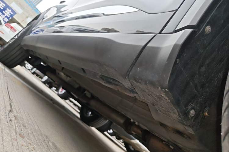 Used Chery Tiggo 8 PLUS 2022 290TGDI DCT Luxury Edition+ Right Side Sill