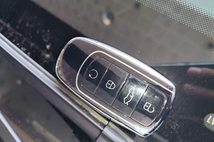 Used Chery Tiggo 8 PLUS 2022 290TGDI DCT Luxury Edition+ Vehicle Key