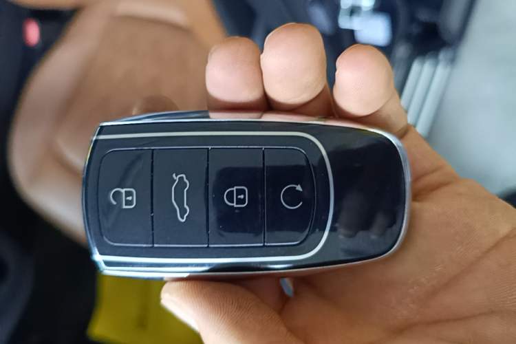 Used Chery Tiggo 8 PLUS 2022 Kunpeng Edition 390TGDI DCT Luxury Version Vehicle Key