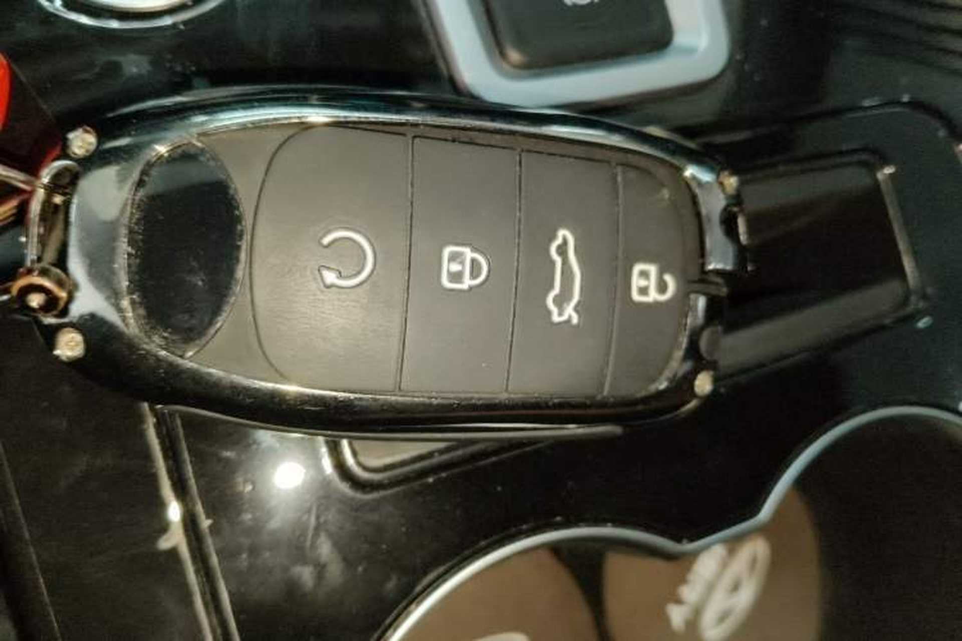 Used Chery Tiggo 8 PLUS 2022 Kunpeng Edition 390TGDI DCT Four-Wheel Drive Luxury Version Vehicle Key